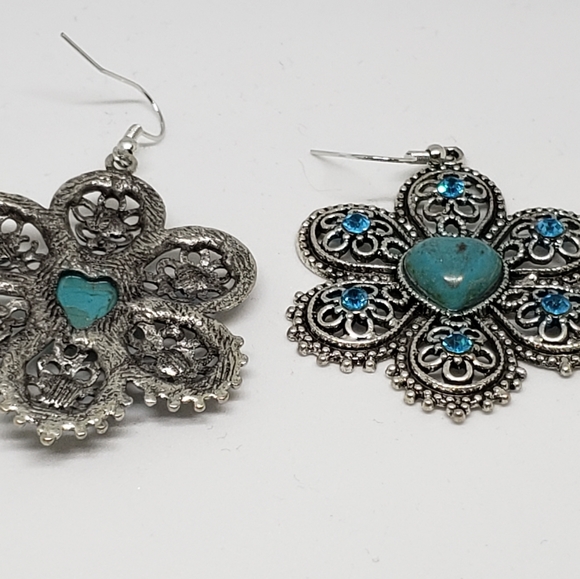 NWT Turquoise Stone Silver Earrings - Picture 4 of 4